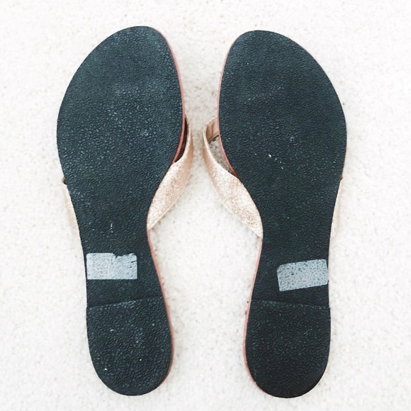 Wet Seal Gold Glitter Sandals - Picture 3 of 6